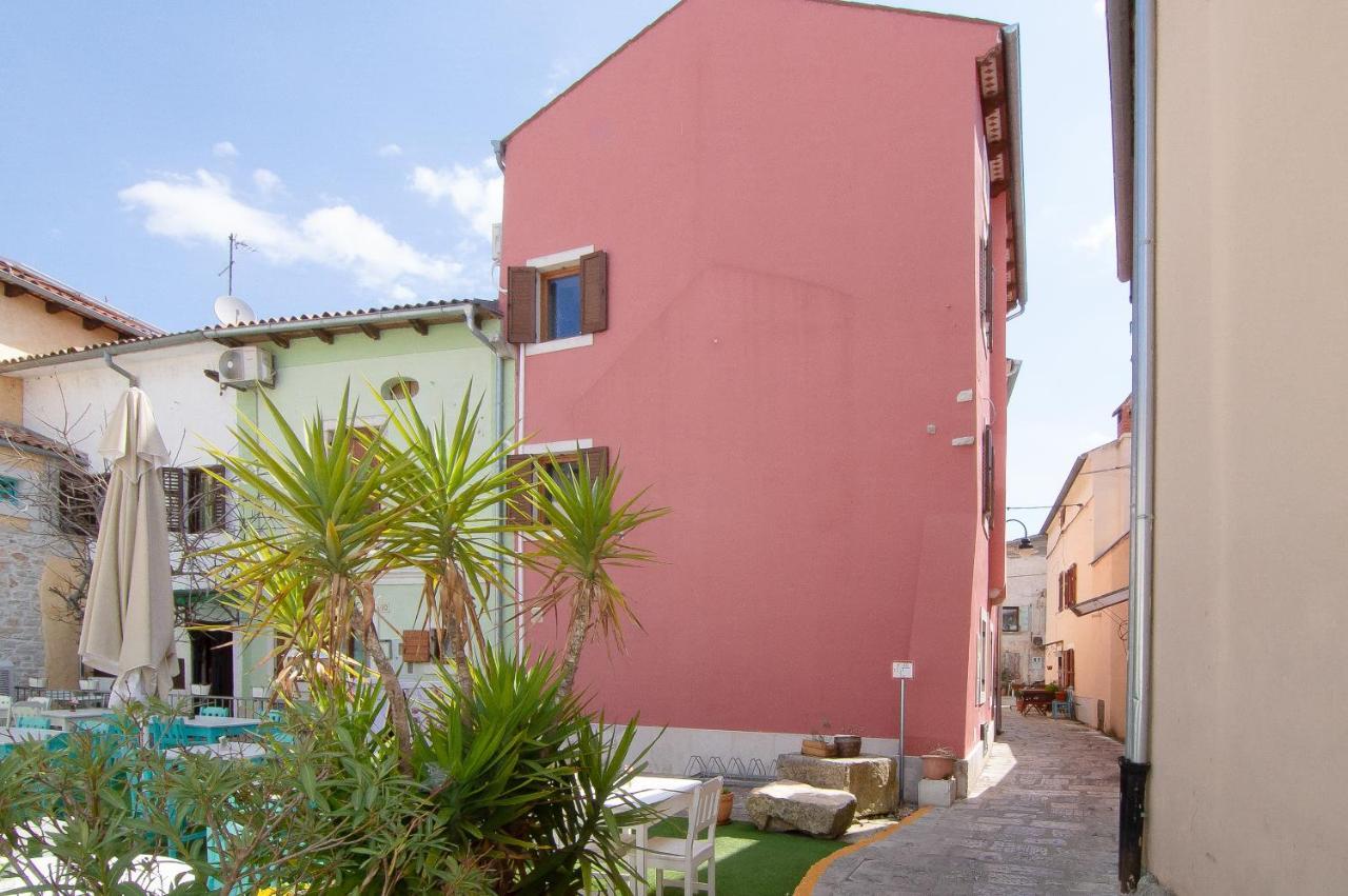 Fazana City Rooms With Free Parking Exteriör bild