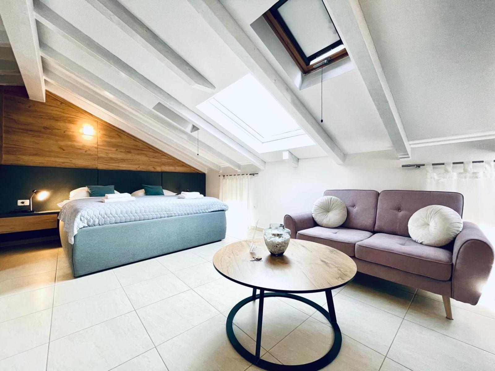 Fazana City Rooms With Free Parking Exteriör bild