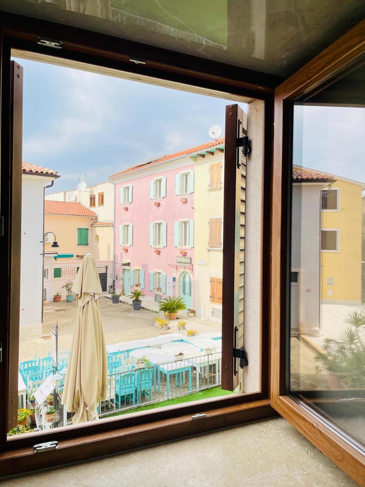 Fazana City Rooms With Free Parking Exteriör bild