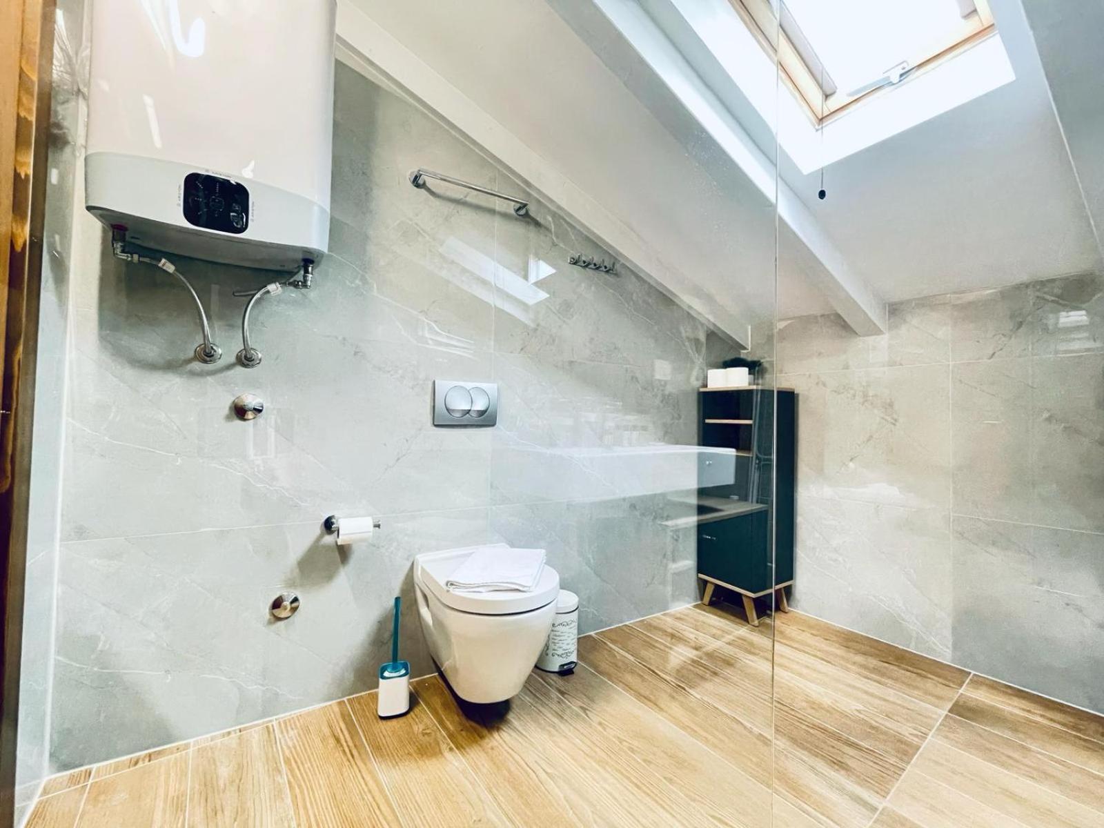 Fazana City Rooms With Free Parking Exteriör bild
