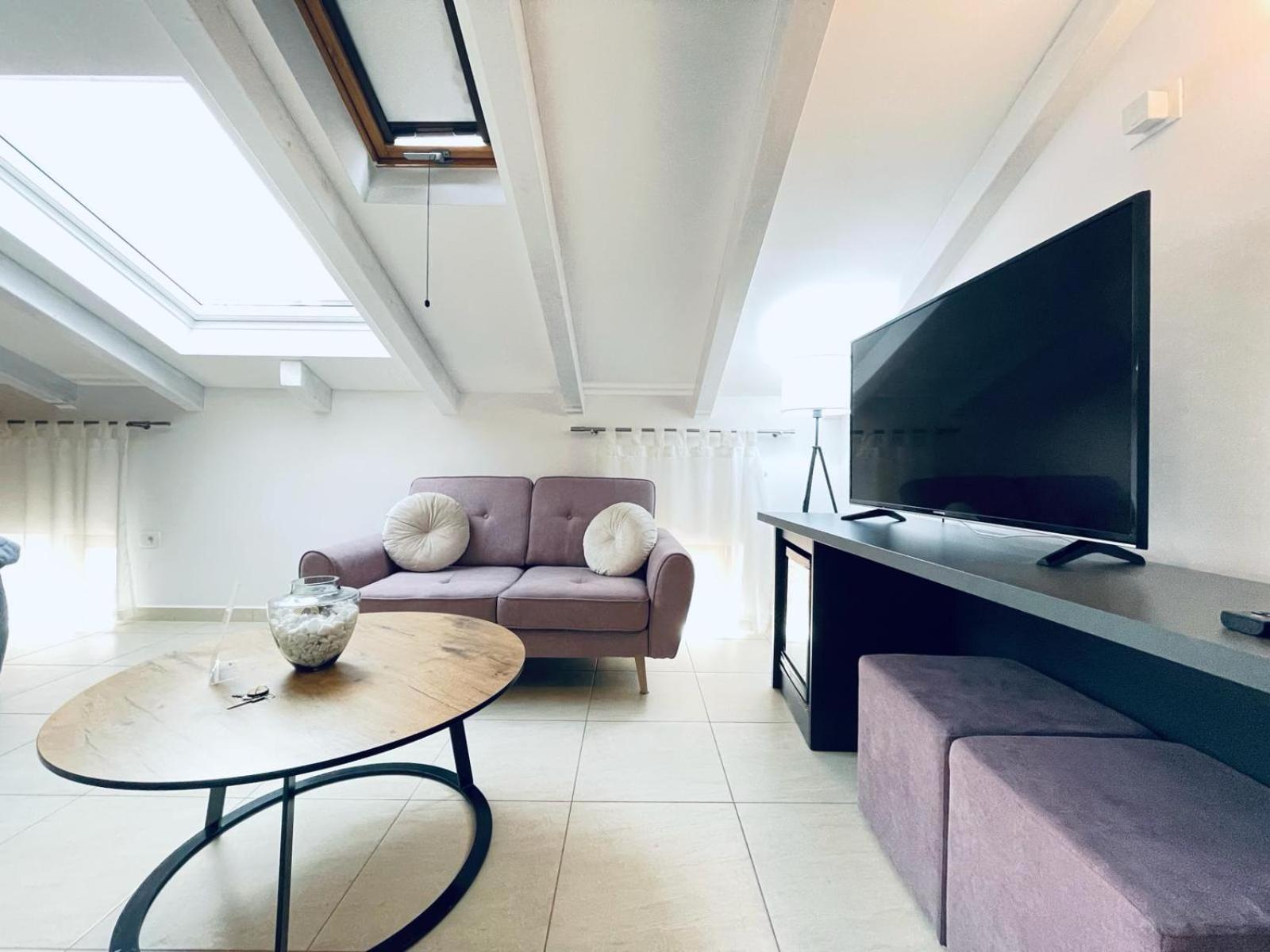 Fazana City Rooms With Free Parking Exteriör bild