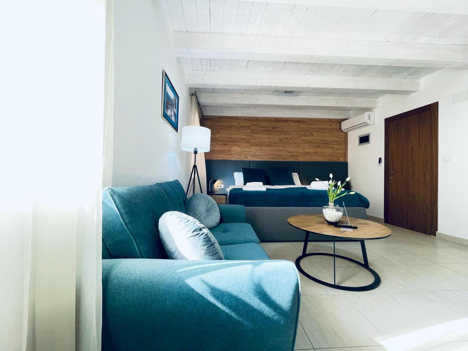 Fazana City Rooms With Free Parking Exteriör bild