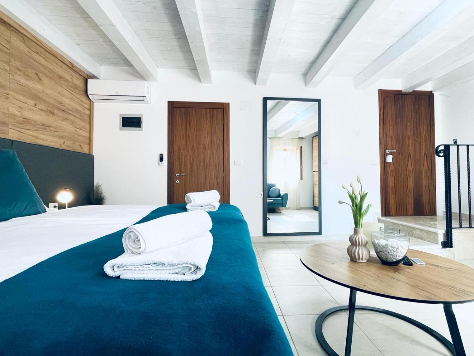 Fazana City Rooms With Free Parking Exteriör bild